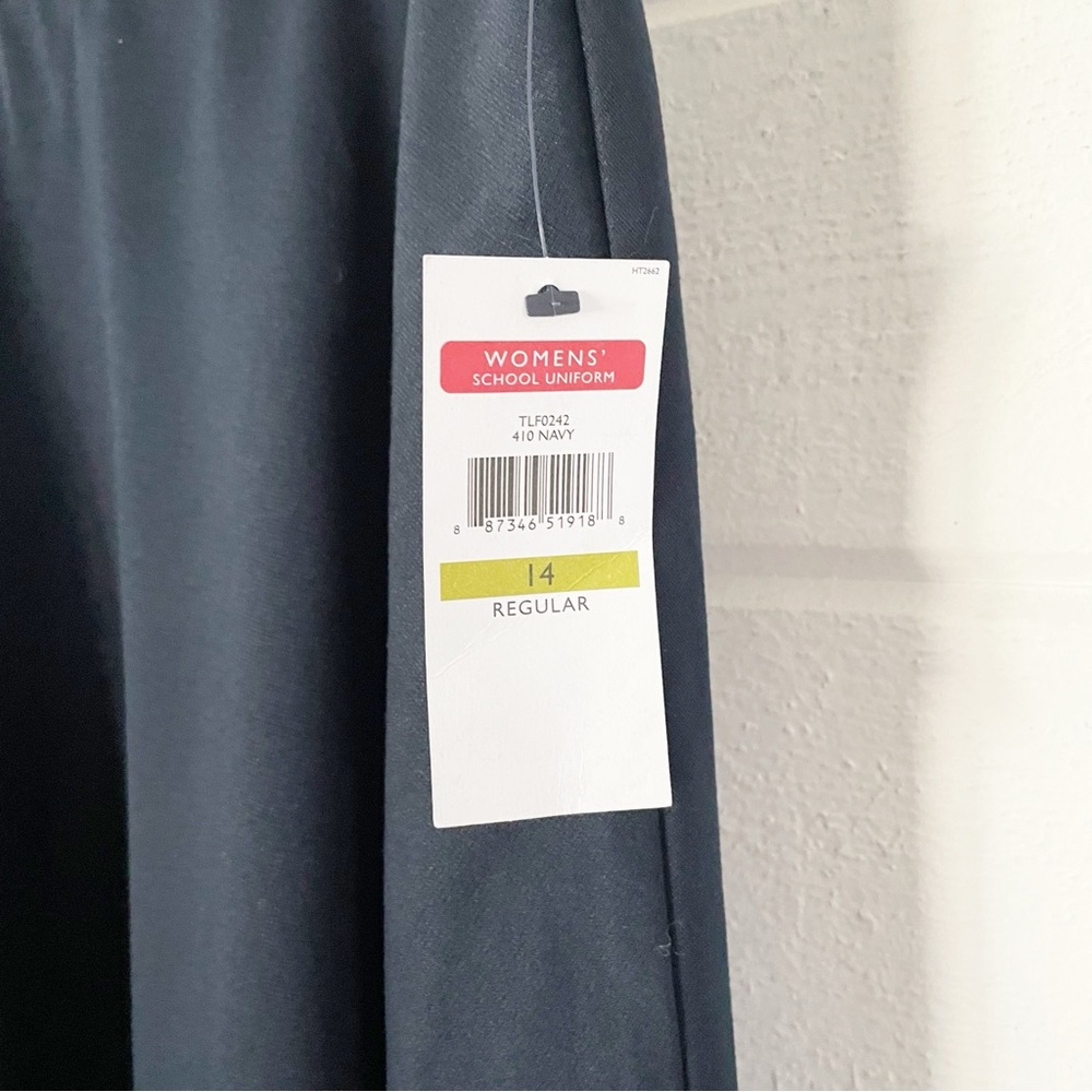 NWT Tommy Hilfiger Women’s School Uniform Navy Mini Skirt(shorts inside) Size 14 - Picture 3 of 8